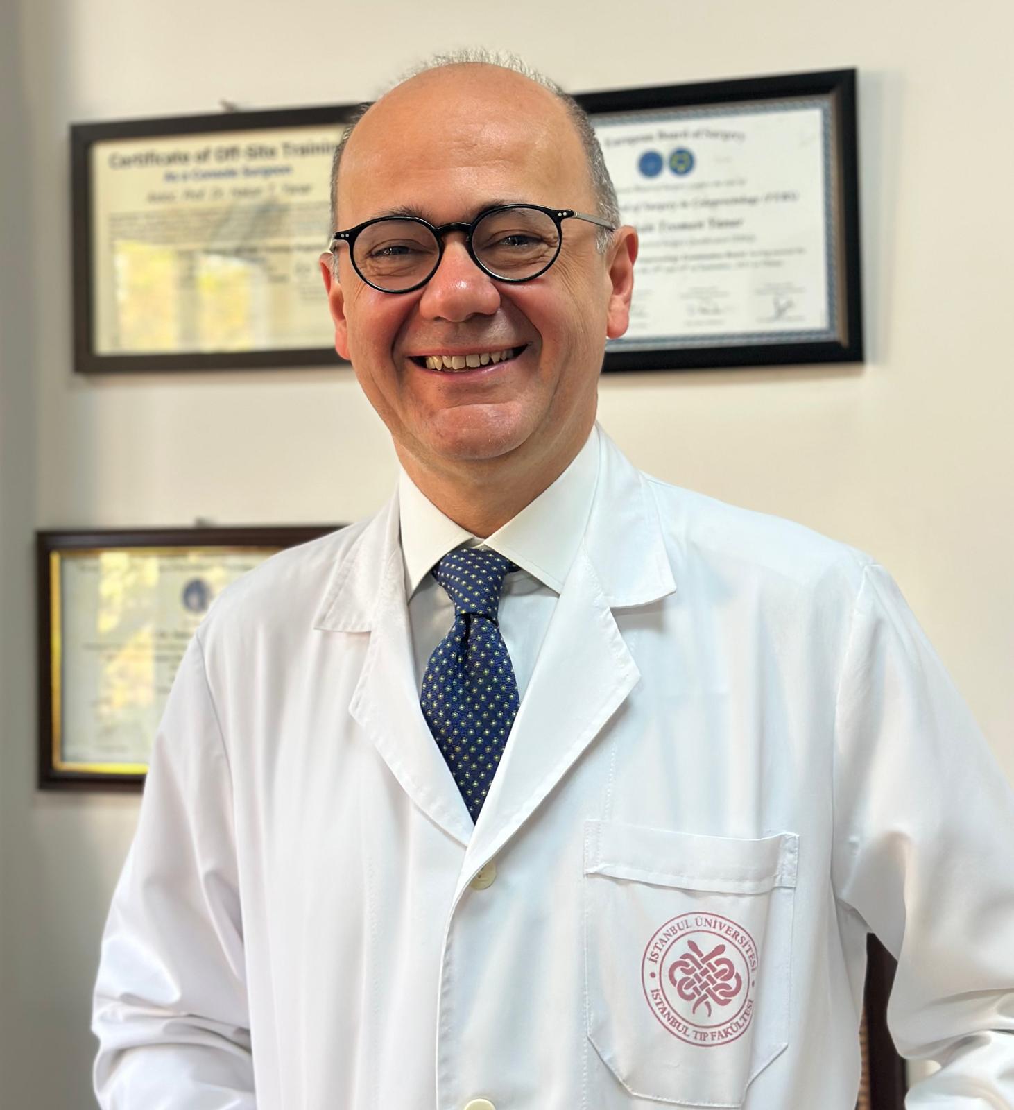 Prof. Dr. Hakan Yanar - İstanbul Genel Cerrahi Uzmanı